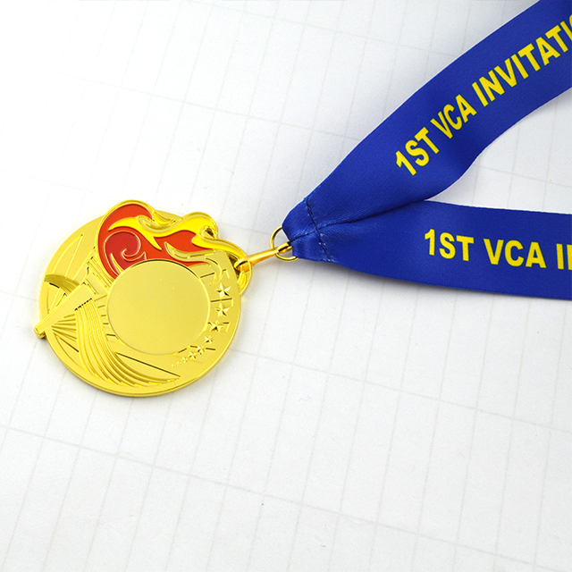Висококачествен 2D издълбан дизайн Покритие от златни ленти Персонализиран евтин метален медал от цинкова сплав (3)